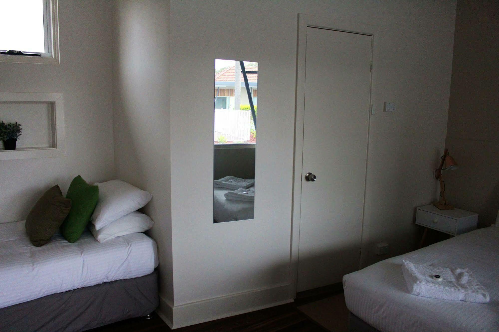 Belmont Palms Motel Lake Macquarie Esterno foto