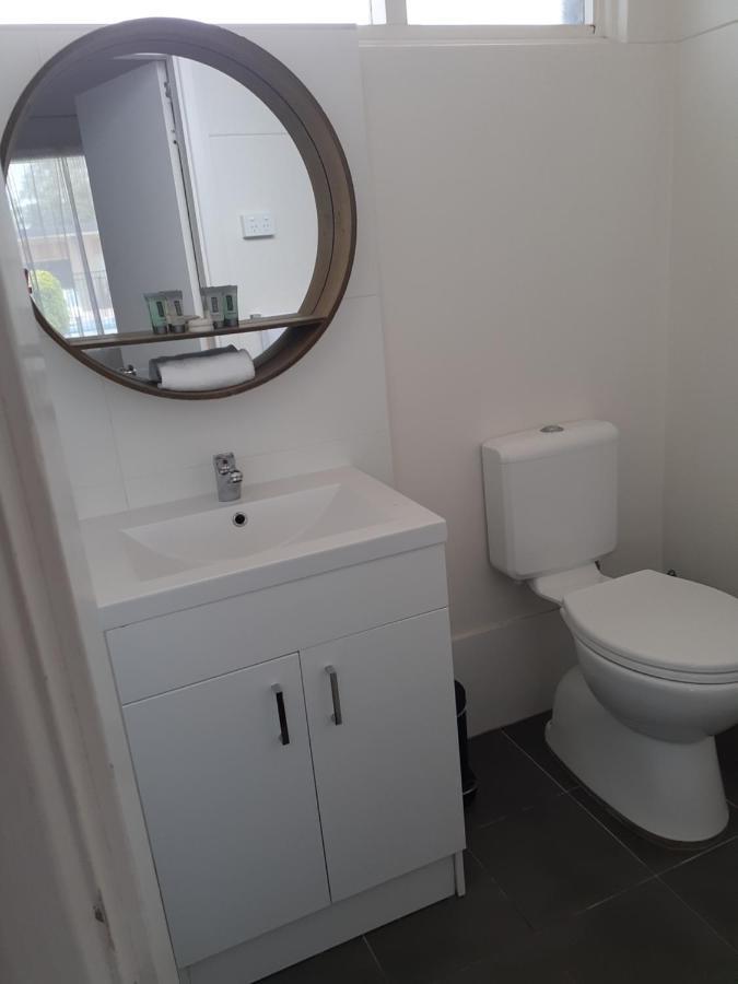 Belmont Palms Motel Lake Macquarie Esterno foto
